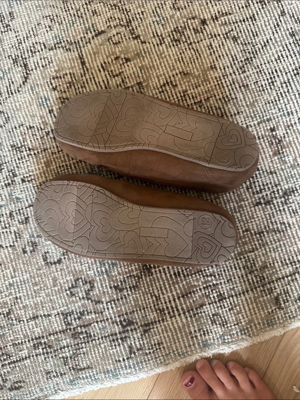 Brown Suede Faux-Fur Lined Moccasin Slippers, size 12